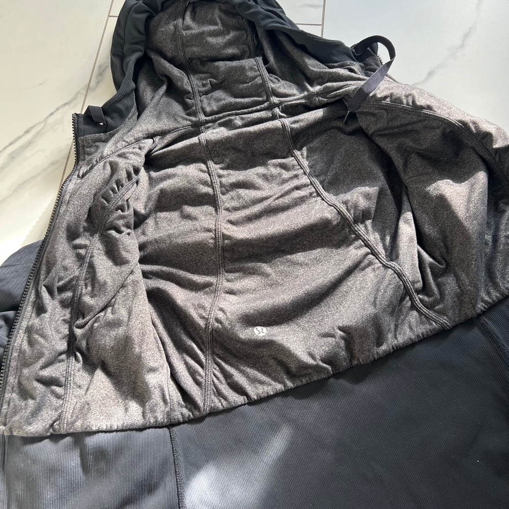 lululemon athletica Black Hooded Zip-Up Jacket - Picture 9 of 12